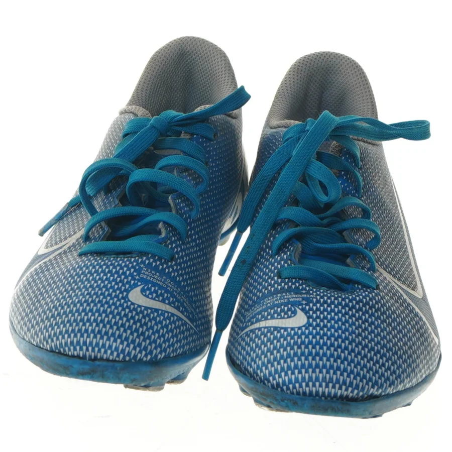 Nike fodboldstøvler str. 35 fra Nike (str. 35 )