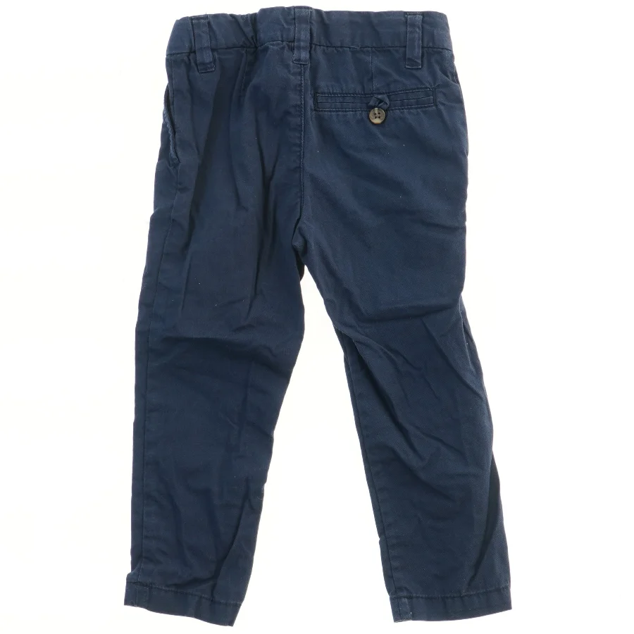 Børnebukser fra H&M (str. 92)