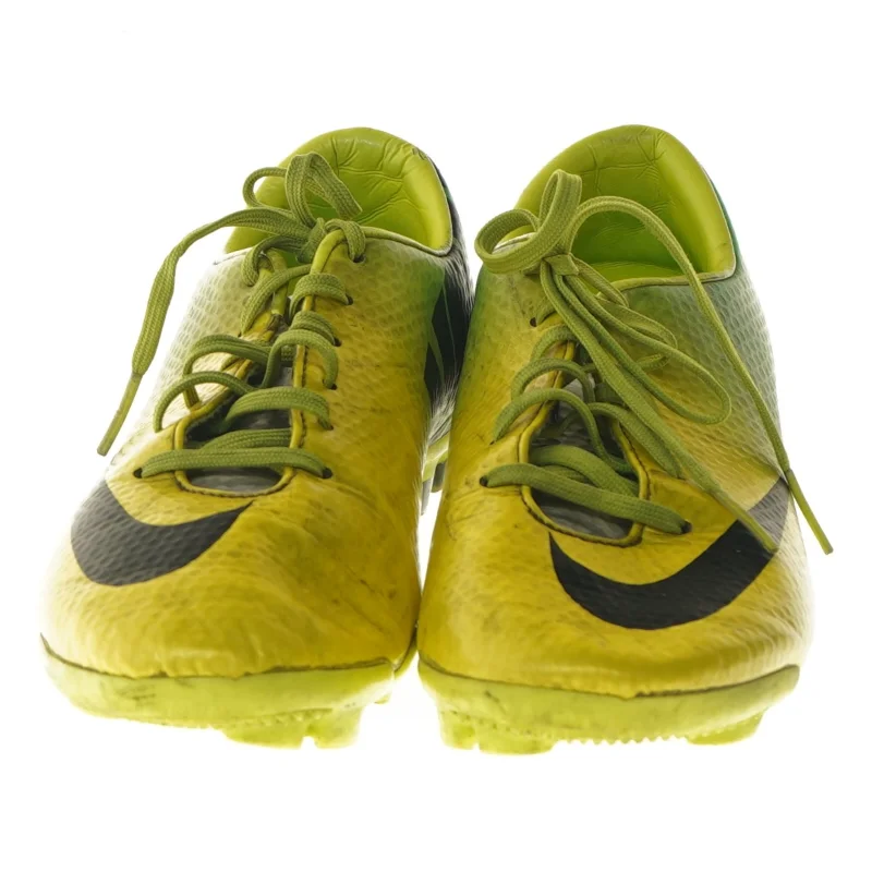 Fodboldstøvler Nike Mercurial str. 35,5 fra Nike (str. 35,5 )