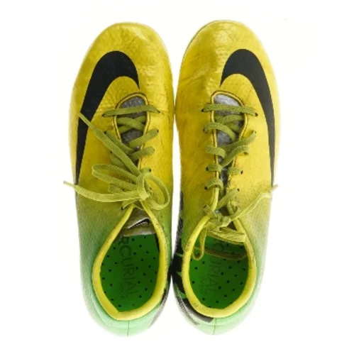 Fodboldstøvler Nike Mercurial str. 35,5 fra Nike (str. 35,5 )