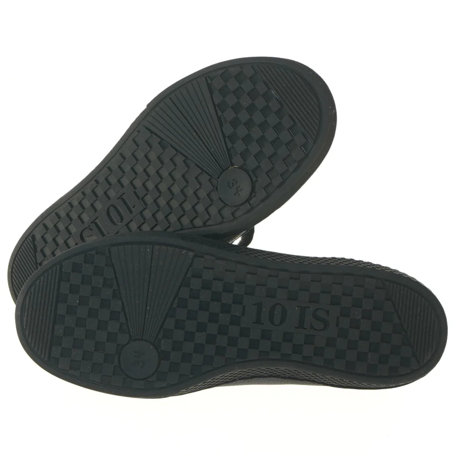 Børnesko med velcro (str. 34 )