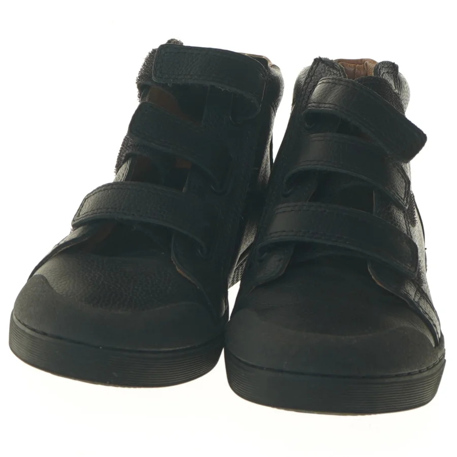 Børnesko med velcro (str. 34 )