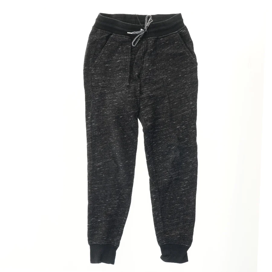 Sweatpants fra H&M (str. 140)