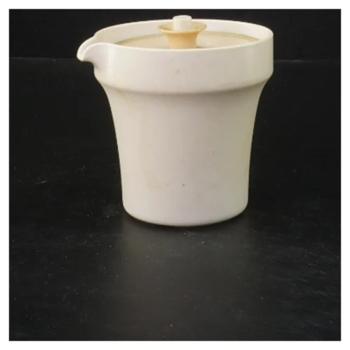 Plastikkande med låg fra Tupperware (str. 9x10 cm)