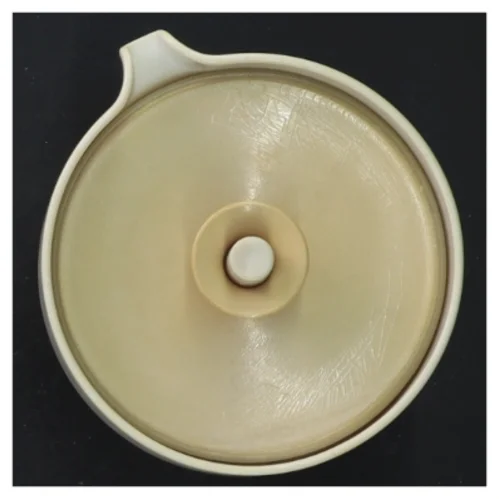Plastikkande med låg fra Tupperware (str. 9x10 cm)