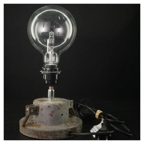 Industristil bordlampe (str. H 31)