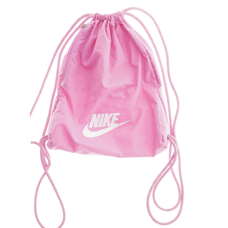 Nike Gymnastikpose fra Nike (str. 39,5x35 cm)