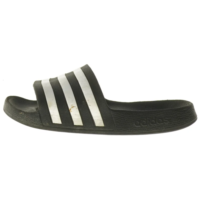 Sorte Adidas slides fra Adidas (str. fod 23,5 cm)