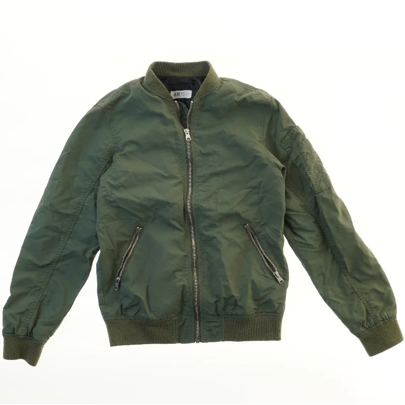 Grøn bomberjakke fra H&M (str. 152)