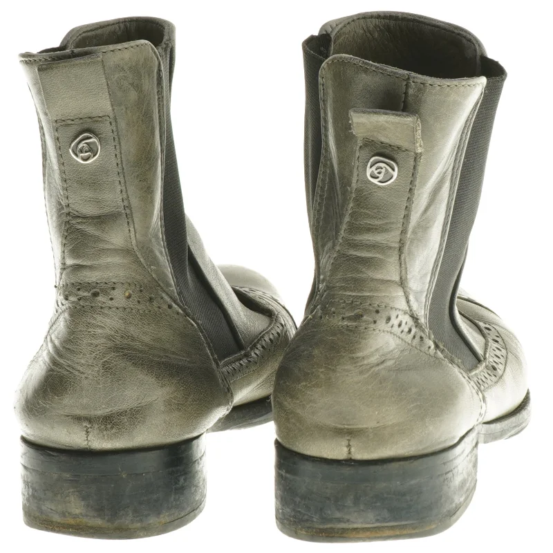 Grå læderstøvler (str. 38 )