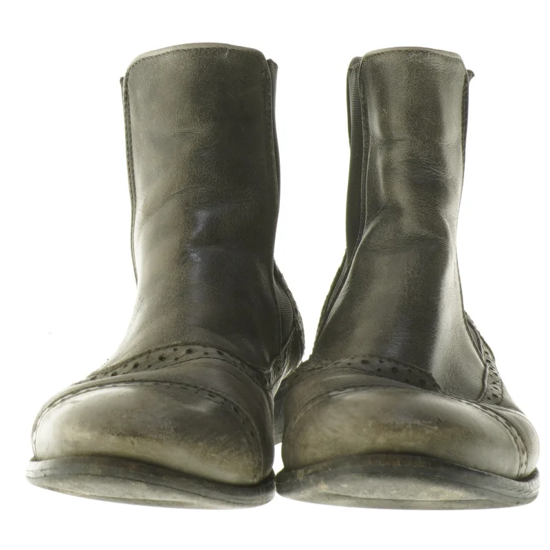 Grå læderstøvler (str. 38 )