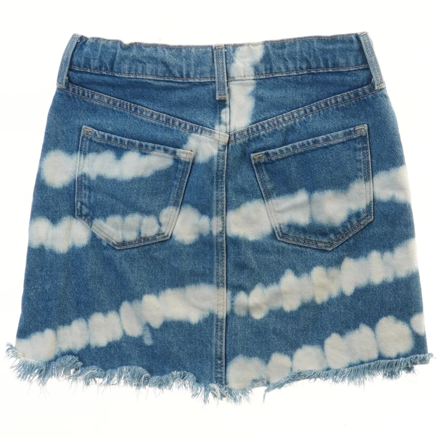 Denim nederdel med mønster fra H&M (str. 134)