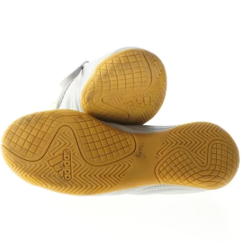 Indendørs fodboldsko, størrelse 35 fra Adidas (str. 35 )