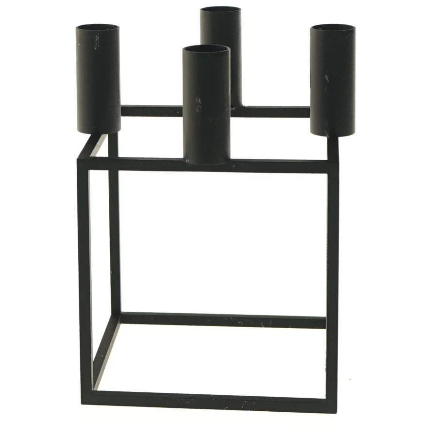Kubus  lysestage (str. 20x14 cm) i støbejern.