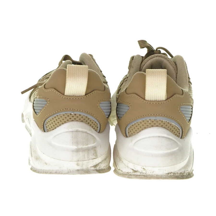 Sneakers fra Pure Friday
