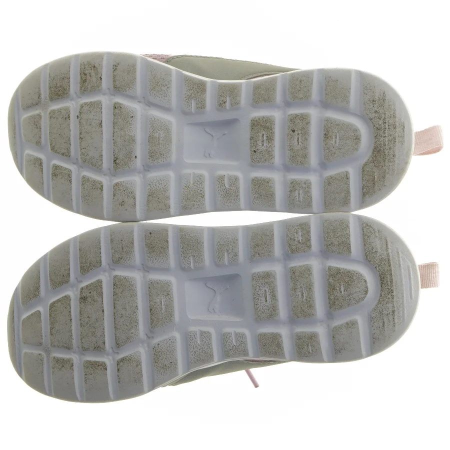 Lyserøde sneakers str. 36 fra Puma (str. 36 )