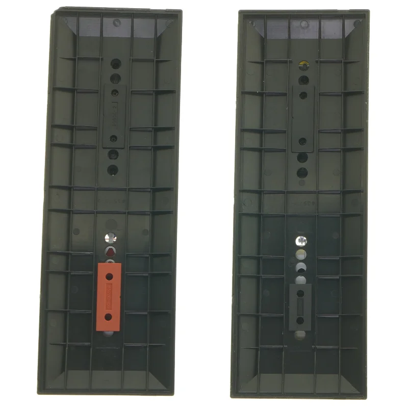 Modelbiler med campingvogne (str. 26,5x9 cm)