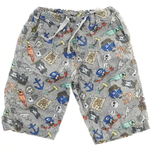 Piratprint shorts til børn fra H&M (str. 128)