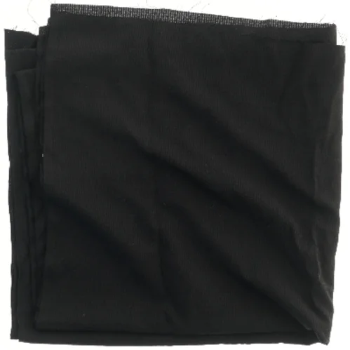 Sort stof (str. 154x148 cm)