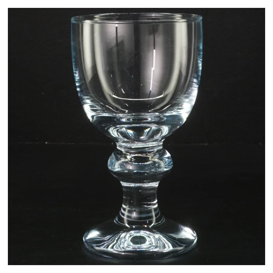 Vin- eller ølglas (str. Ø 9 cm længde 16,5 cm)