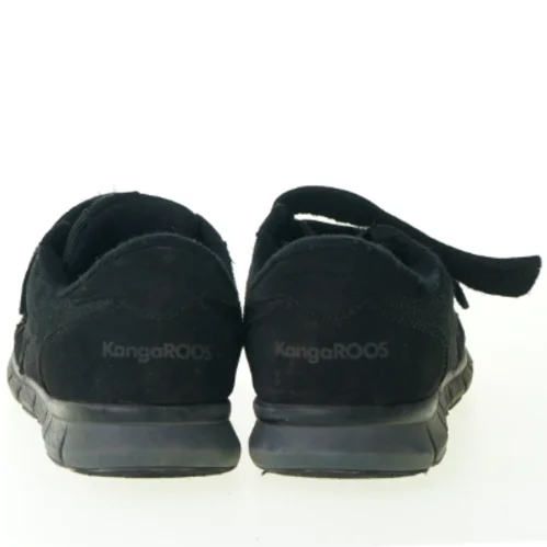 Sko fra Kangaroos (str. 38)