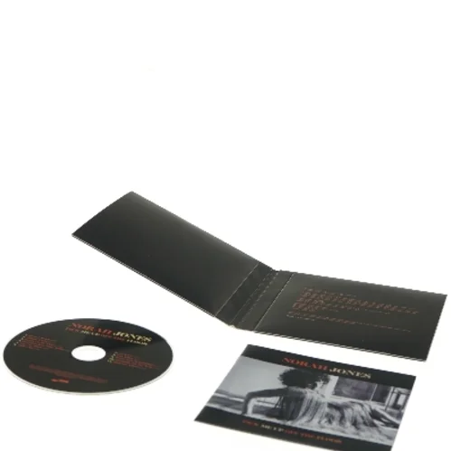 CD Norah Jones: Pick Me Up Off The Floor fra Norah Jones (str. 14x12,5 cm)