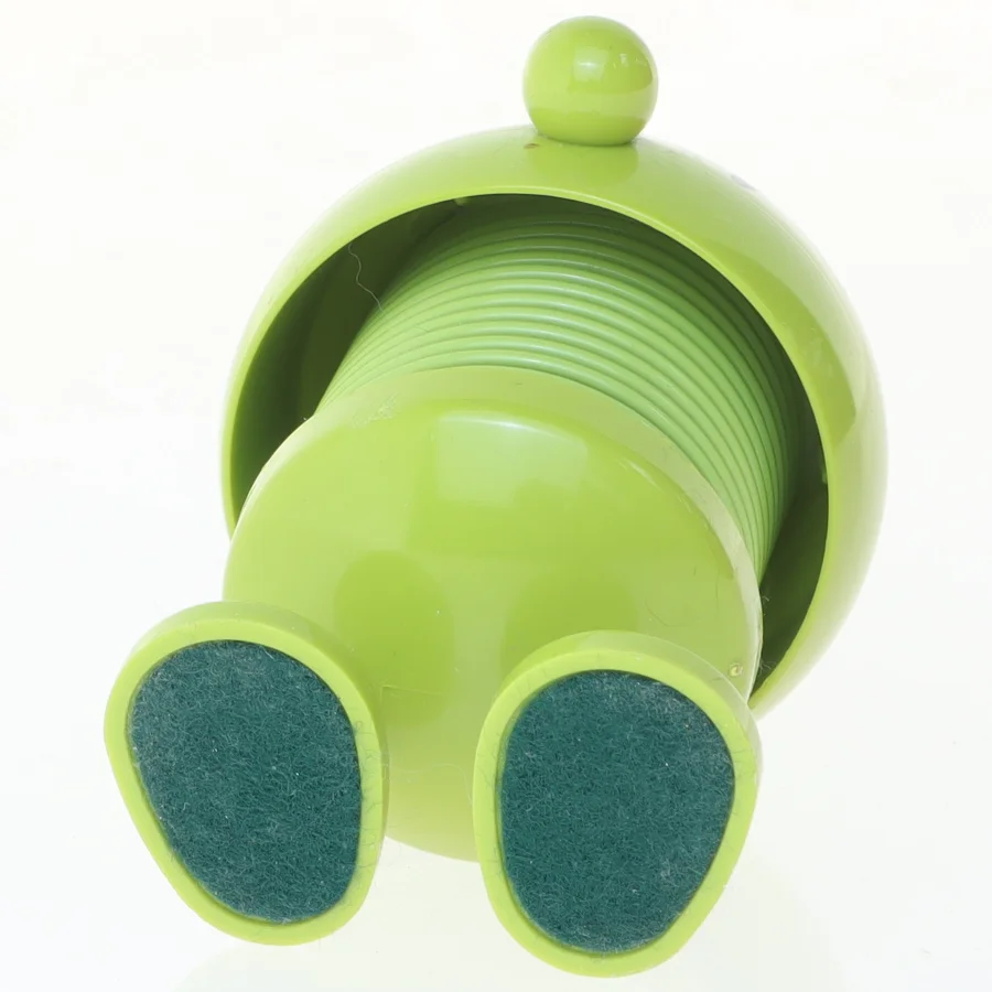 Grøn figur med fjeder fra Ehrenreich (str. 7x5 cm)