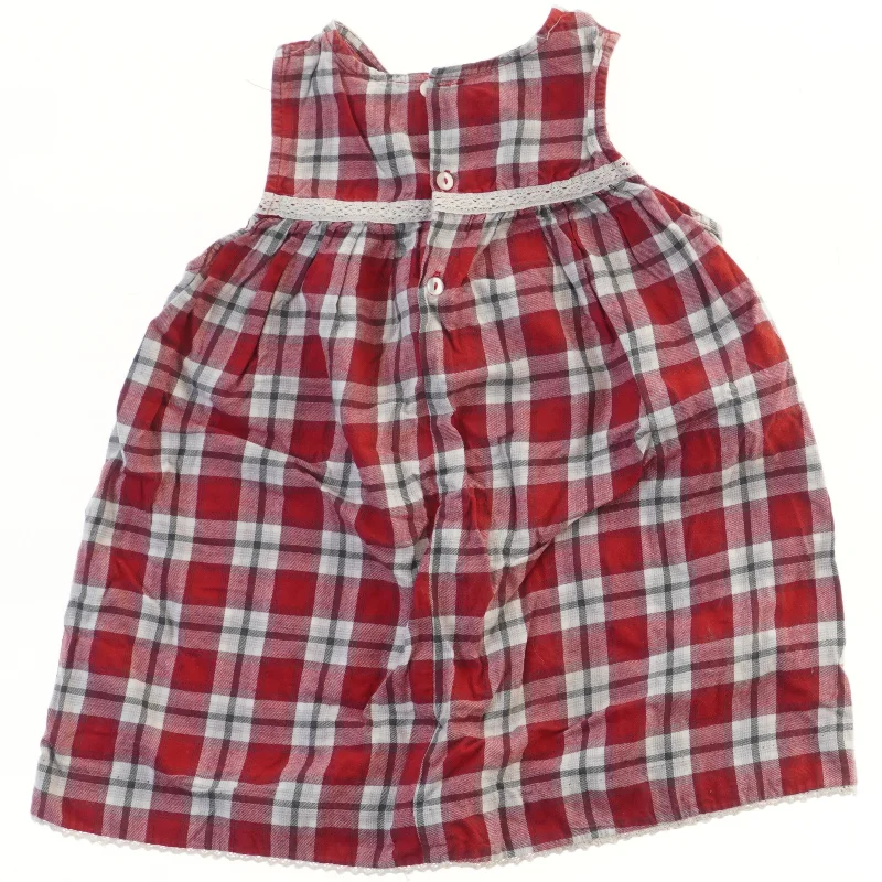 Julekjole i tern fra H&M (str. 92)