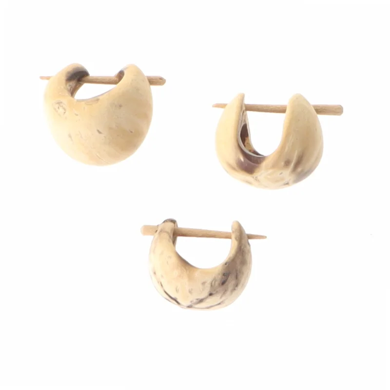 Vintage træøreringe (str. Ø 1,5 cm)