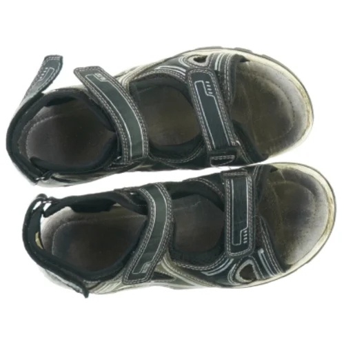 Sandaler fra Superior (str. 36)