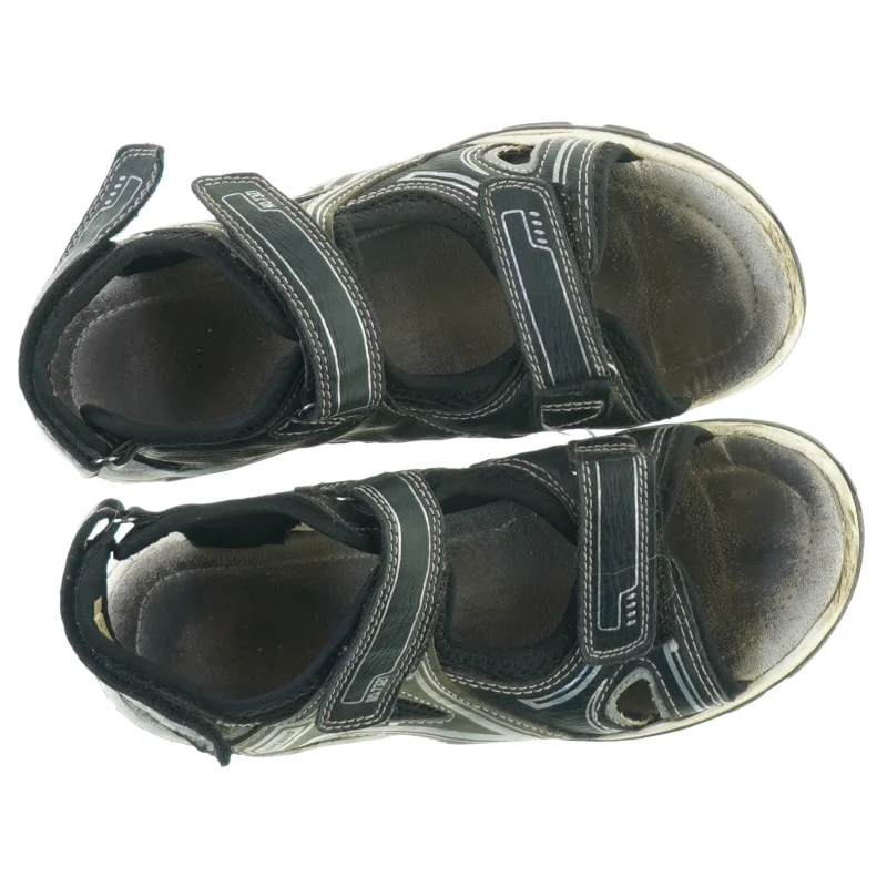 Sandaler fra Superior (str. 36)