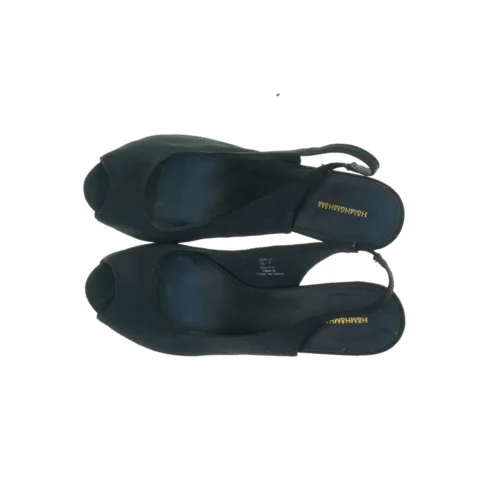 Stillet fra H&M (str. 39)