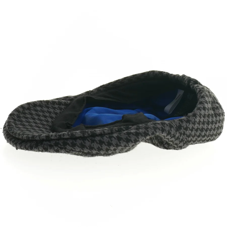 Houndstooth flad kasket fra H&M (str. 158 til 170)