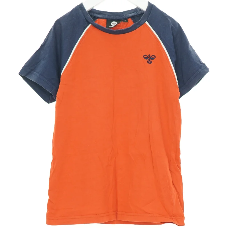 T-Shirt fra Hummel (str. 110 cm)