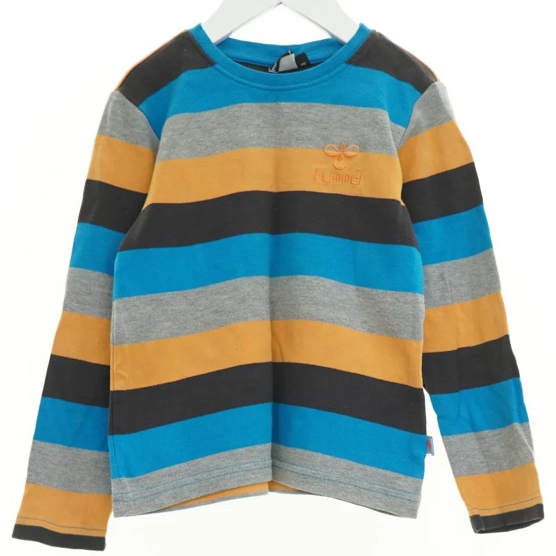 Bluse fra Hummel (str. 110 cm)