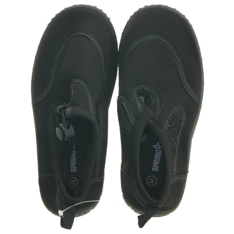 Vandsko i størrelse 32 fra Springyard (str. 32 )