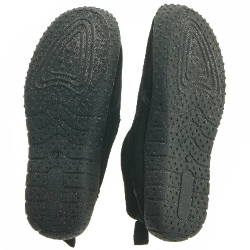 Vandsko i størrelse 32 fra Springyard (str. 32 )