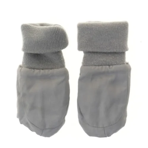 Grå baby vanter med musemotiv fra Elodie Details (str. 16 cm)