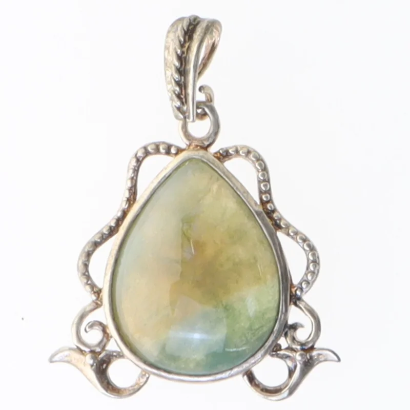 Smykkevedhæng med sten (str. 4,5 cm)