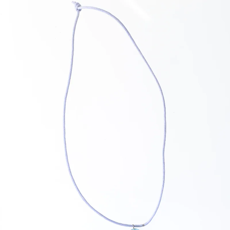 Halskæde med glaspærle (str. 60 cm)