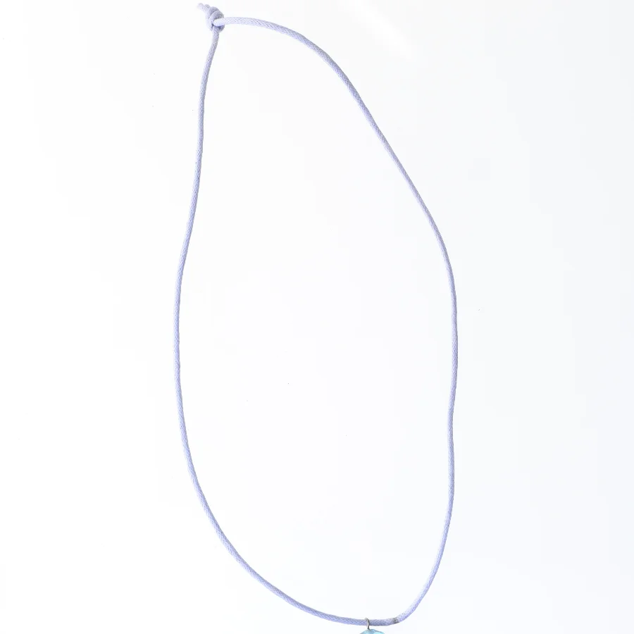 Halskæde med glaspærle (str. 60 cm)