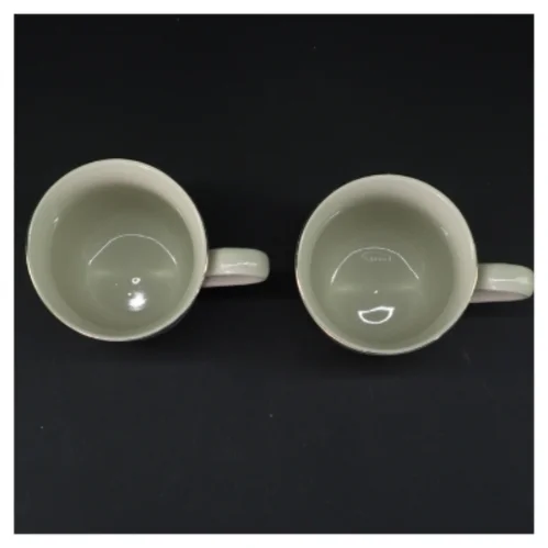 Keramiske krus med blomster fra Bloomingvillemotiv fra Bloomingville (str. Ø. 9 cm. længde. 10 cm)