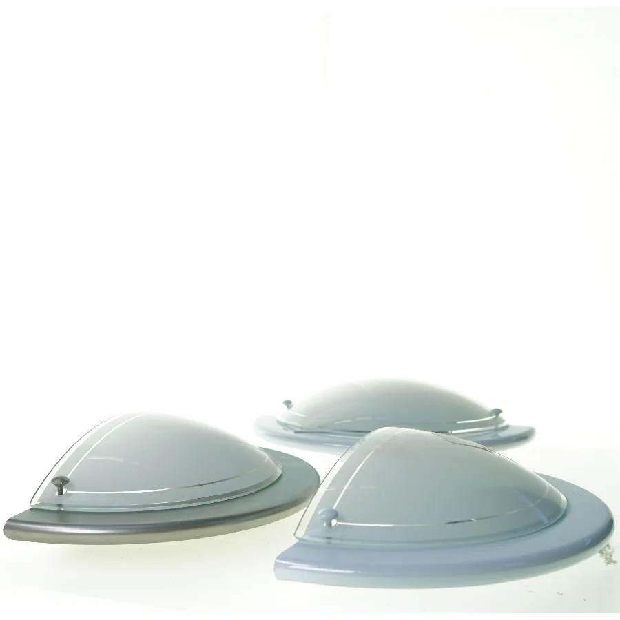 Lamper fra Brilliant (str. 30 x 15 x 7 cm)