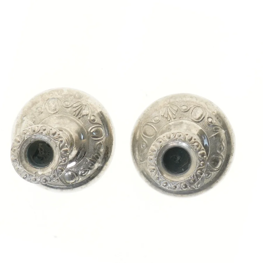 Antikke lysestager (str. 19,5 cm)