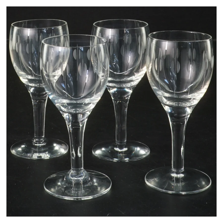 Sæt med 4 glas (Ø 4,5 cm højde 11 cm)