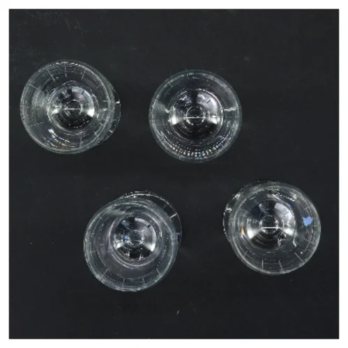 Sæt med 4 glas (Ø 4,5 cm højde 11 cm)