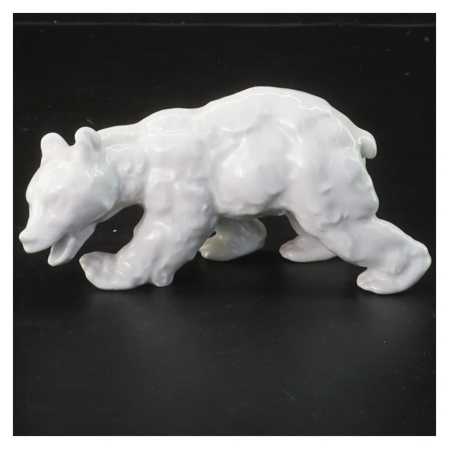 Porcelænsfigur af bjørn (str. 15,5 cm)
