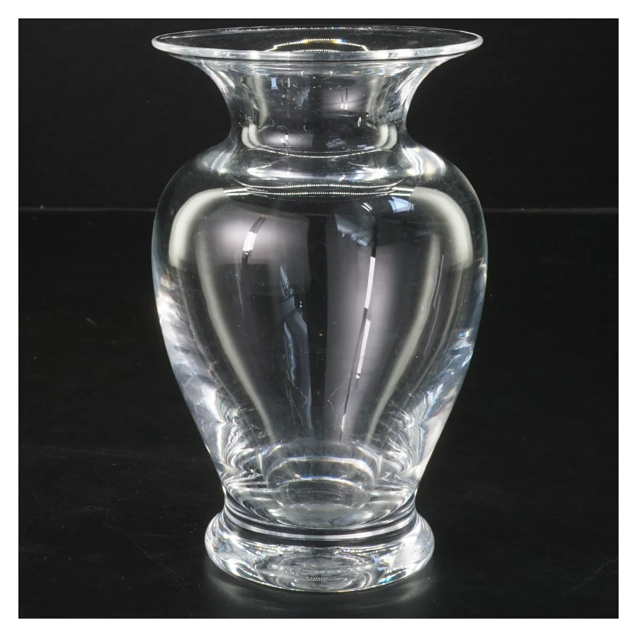 Glasvase (Ø 10 cm højde 16 cm)